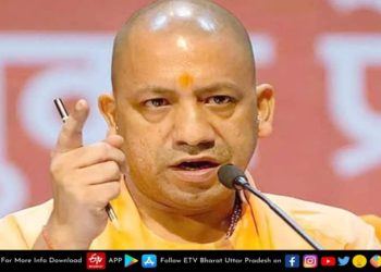 योगी का बड़ा एक्शन :- पीसीएस अफसर हरिश्चंद्र सचिव नोएडा विकास प्राधिकरण पदच्युत हुए