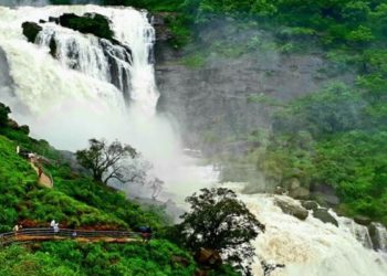 कर्नाटक : नई खोज मस्ती का खजाना  बाबा बुदनगिरी हिल्स