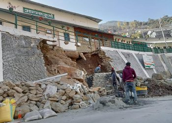 मानव जनित तबाही से जूंझ रहा जोशीमठ