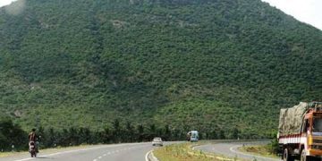 चार धाम सड़क परियोजना में उत्तराखंडी की उपेक्षा