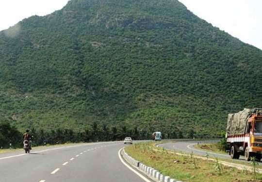 चार धाम सड़क परियोजना में उत्तराखंडी की उपेक्षा